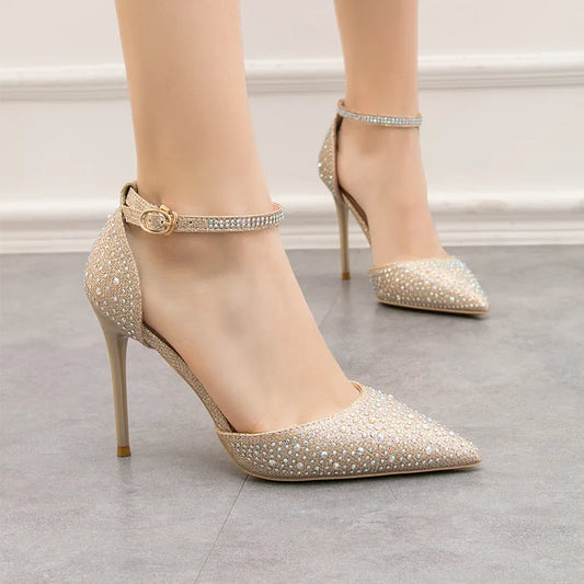 Isabella - Goldene Damen-Pumps