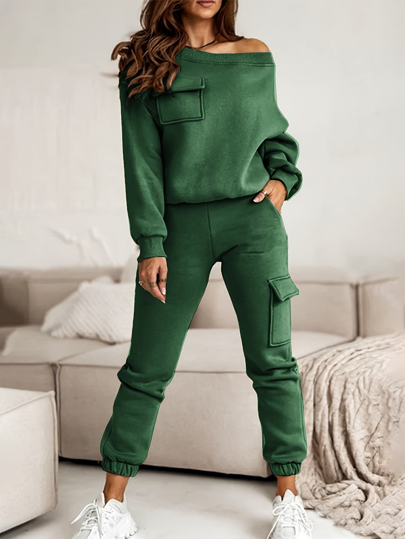 Stylisches Set in Khaki – Nadine