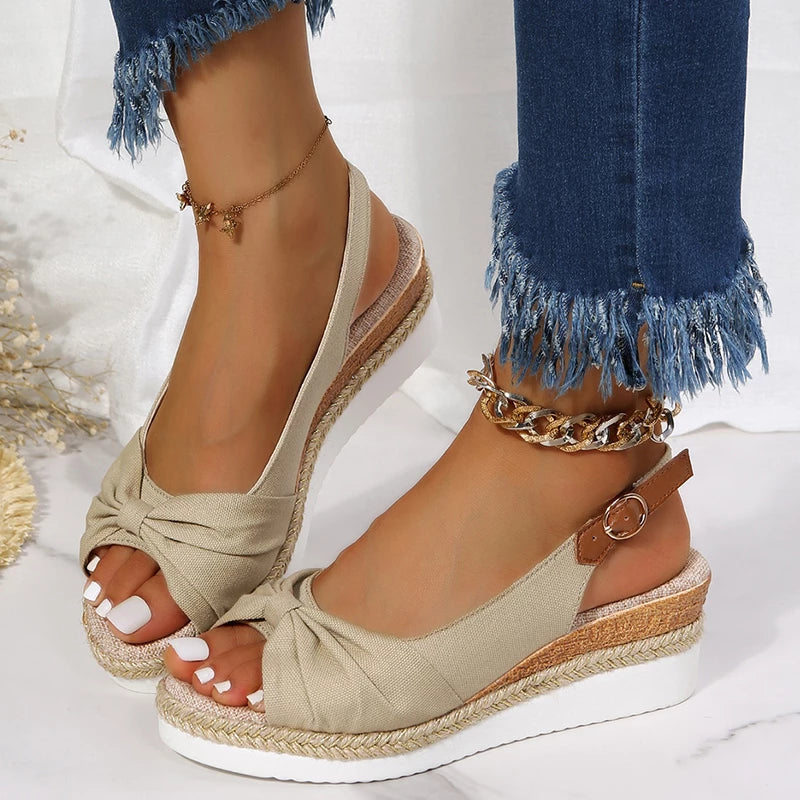 Chic Sommer-Espadrille-Sandalen mit Schnallenverschluss und Knotendetail