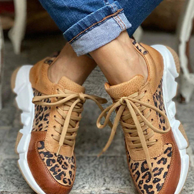 Trendige Sneaker mit Leopardenmuster & Chunky-Sohle