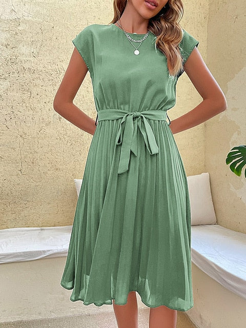 Elegantes Sommerkleid mit Taillenband & fließender A-Linie