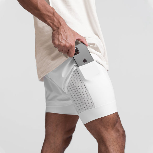 Max - Weiße Sportshorts