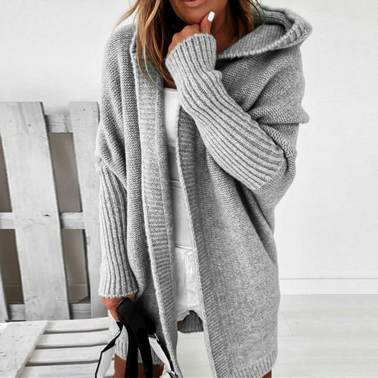 Grauer Oversized Strickmantel mit Kapuze - CozyFit