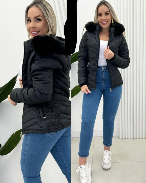 Weiße Steppjacke mit Fellkapuze – Anna