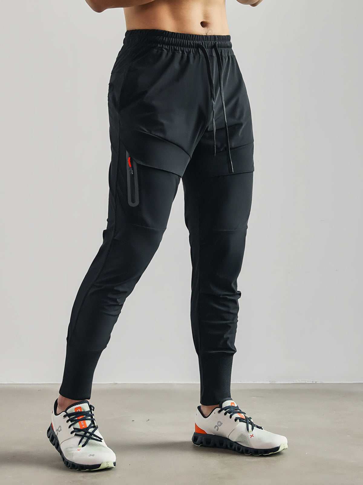 Dynamische Performance-Jogginghose mit Taschendetail