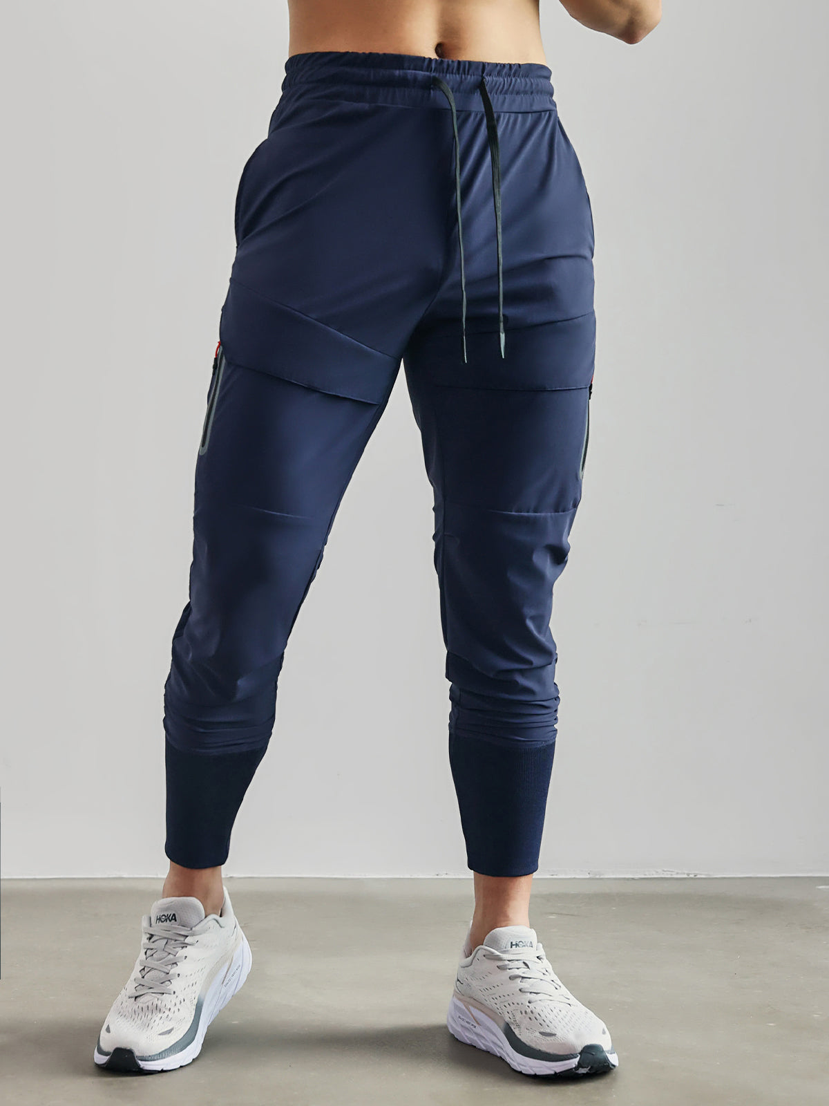 Dynamische Performance-Jogginghose mit Taschendetail