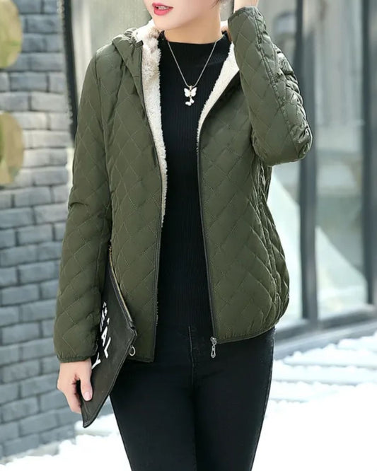 Armeegrüne Stylische Winterjacke – Lena