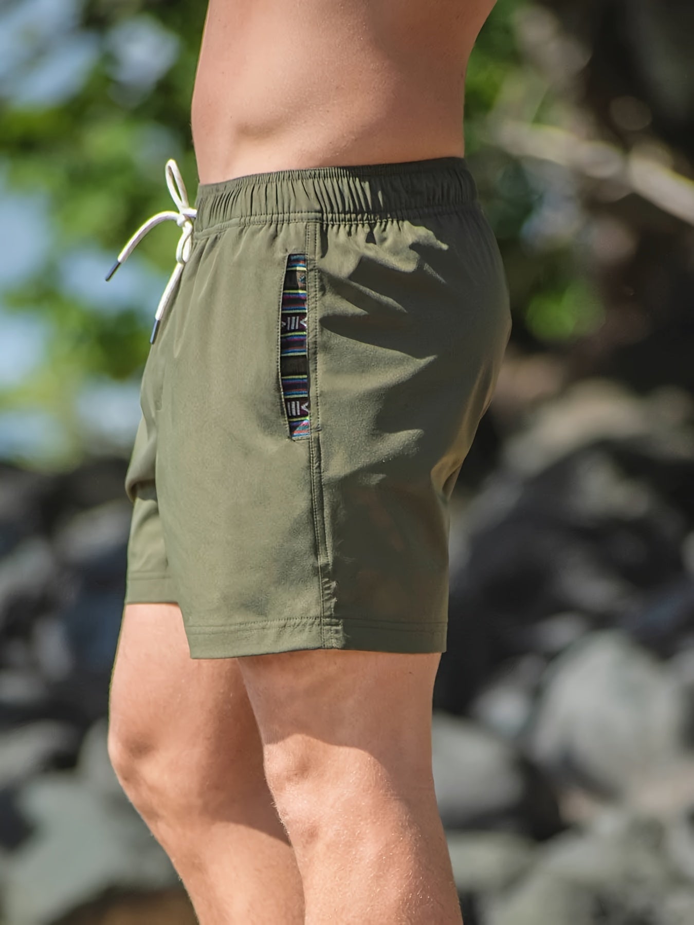 Beigefarbene Freizeitshorts – Max