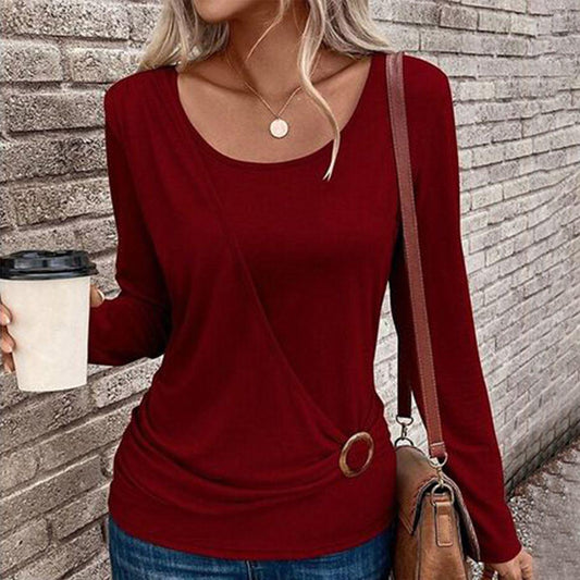 Lara’s Rotes Basic-Langarmshirt: Farbintensiver Alltagskomfort