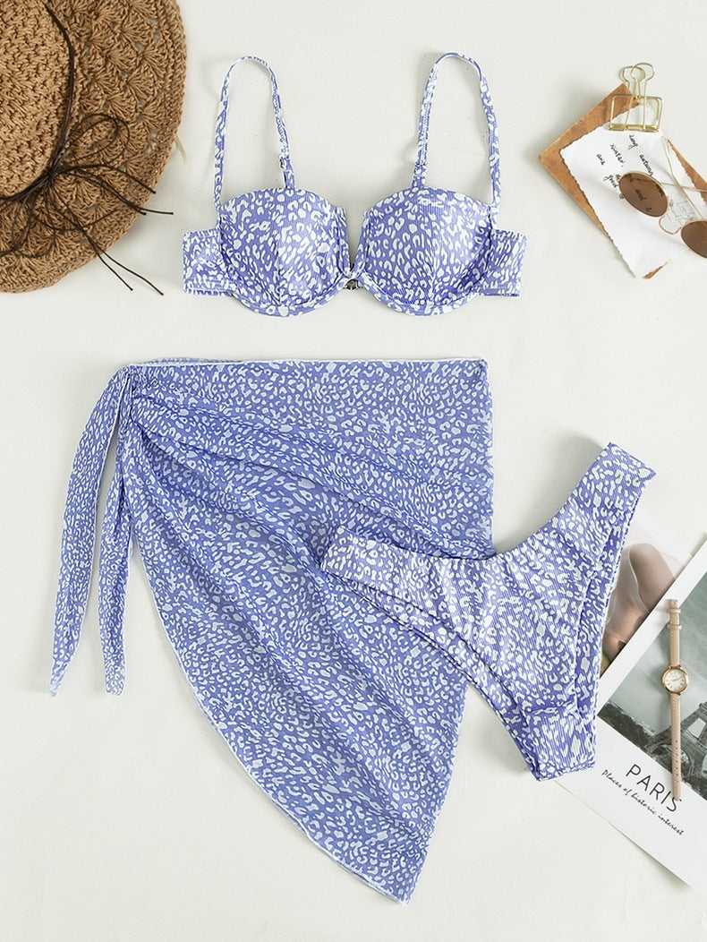 Amelia - Dreiteiliges Strandbikini-Set mit Blumenmuster