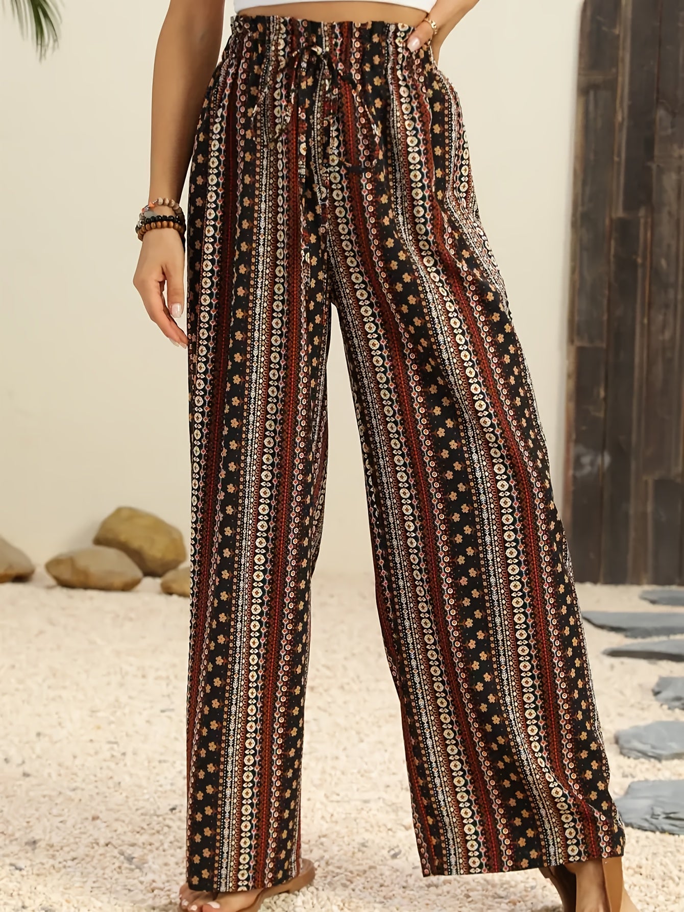 Kaffe-High-Waist-Palazzo-Hose mit floralem Muster und weitem Bein - Hanna