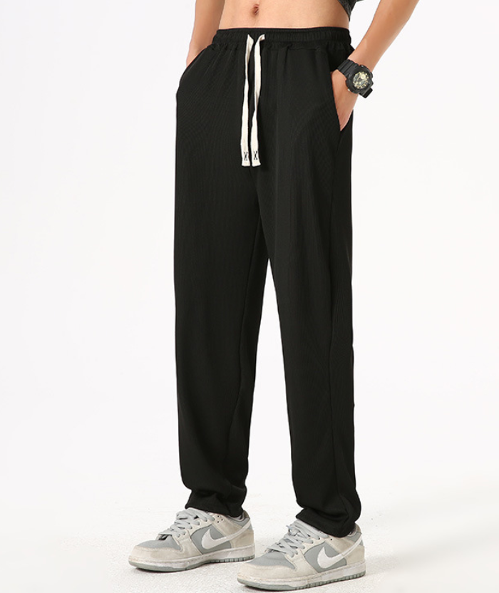 Schwarze Sweatpants mit Kordelzug und weitem Schnitt - Tom