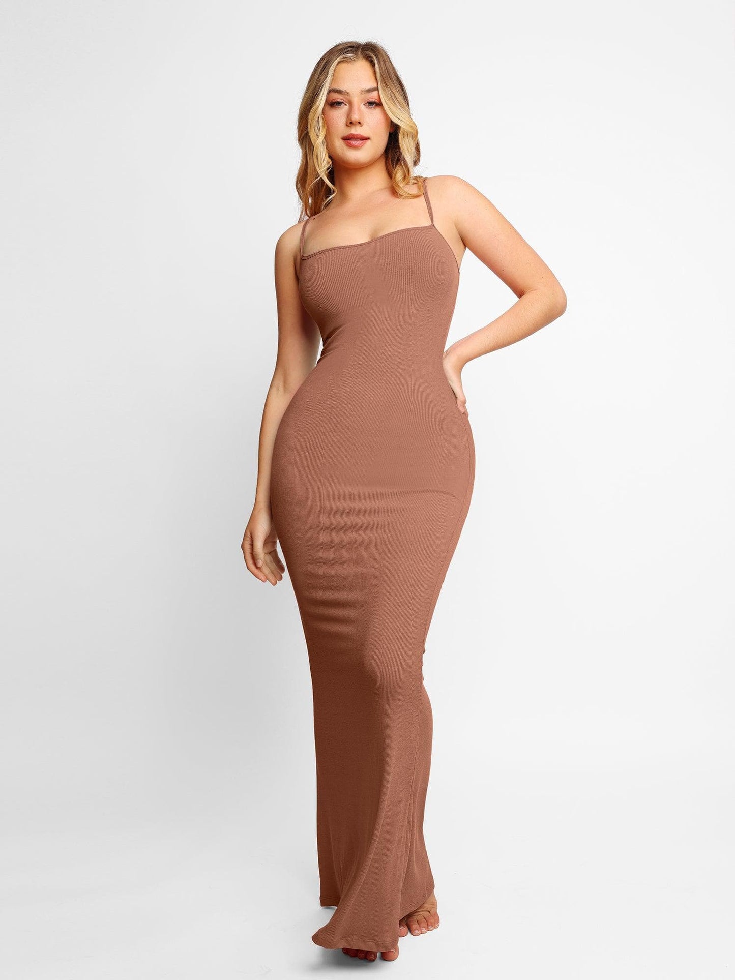 Patty's Kleid mit integrierter Shapewear